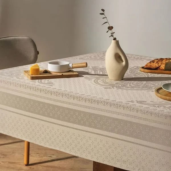 TOALHA MESA CELEBRA LESIER NOZ MOSCADA 10114 2